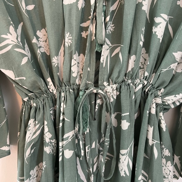 Floral Romper - Picture 3 of 3